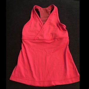 Lululemon top